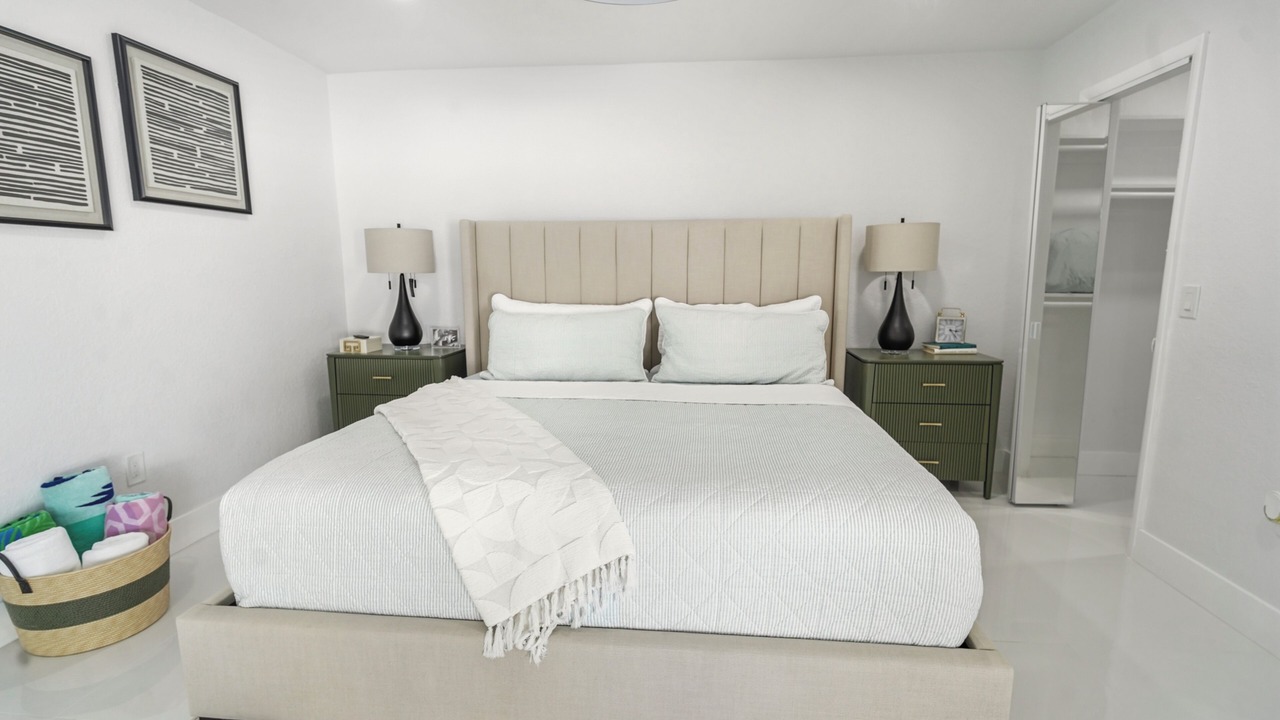 Photo of Bedroom in Miramar