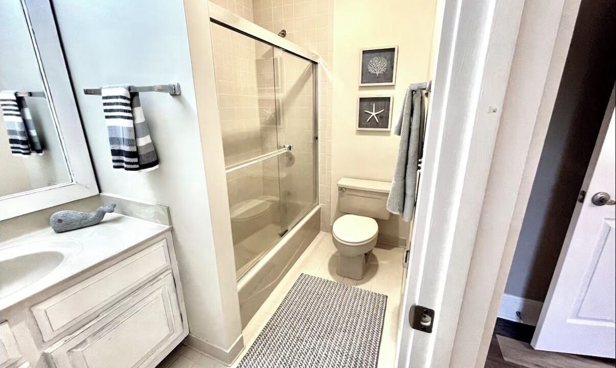 Photo of Bathroom in Palm Valley