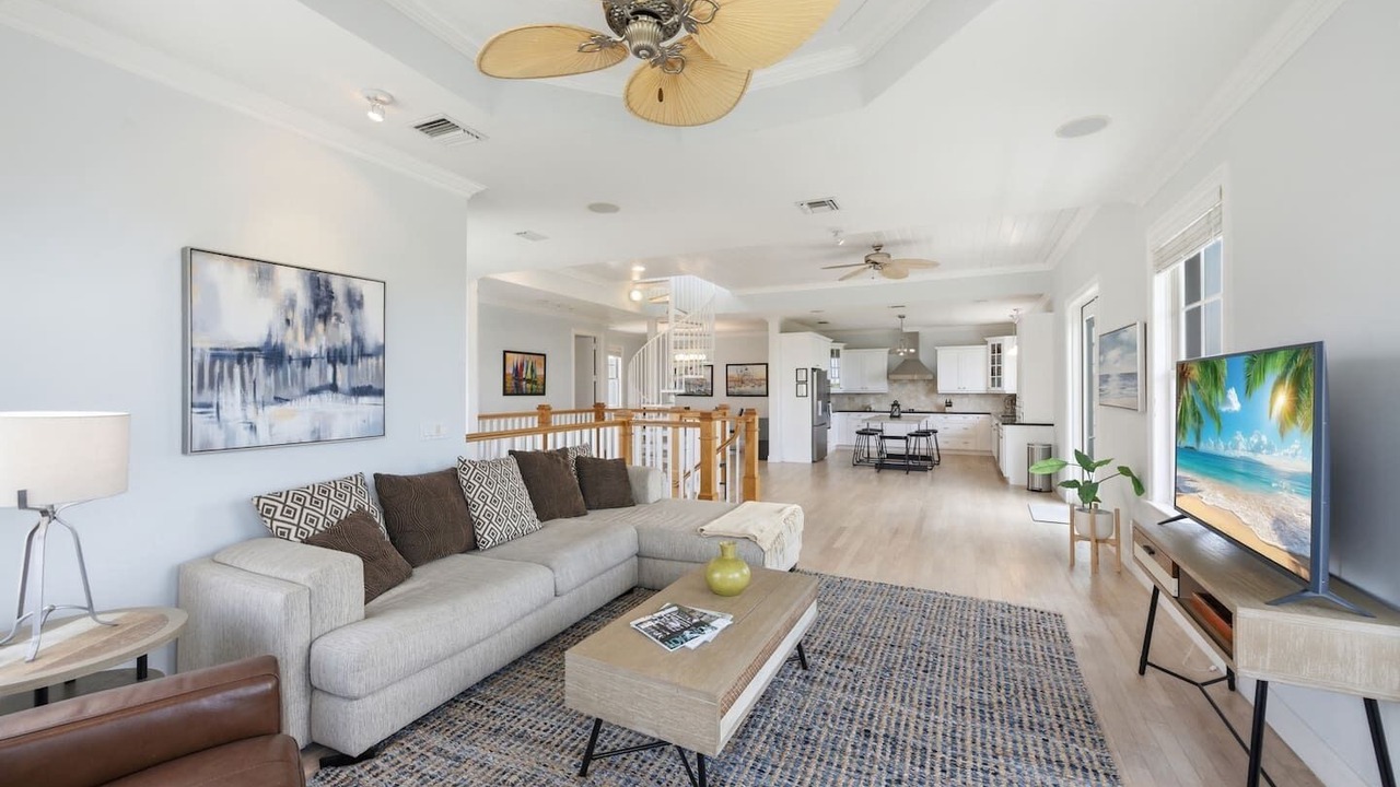 Photo of Livingroom in Juno Beach