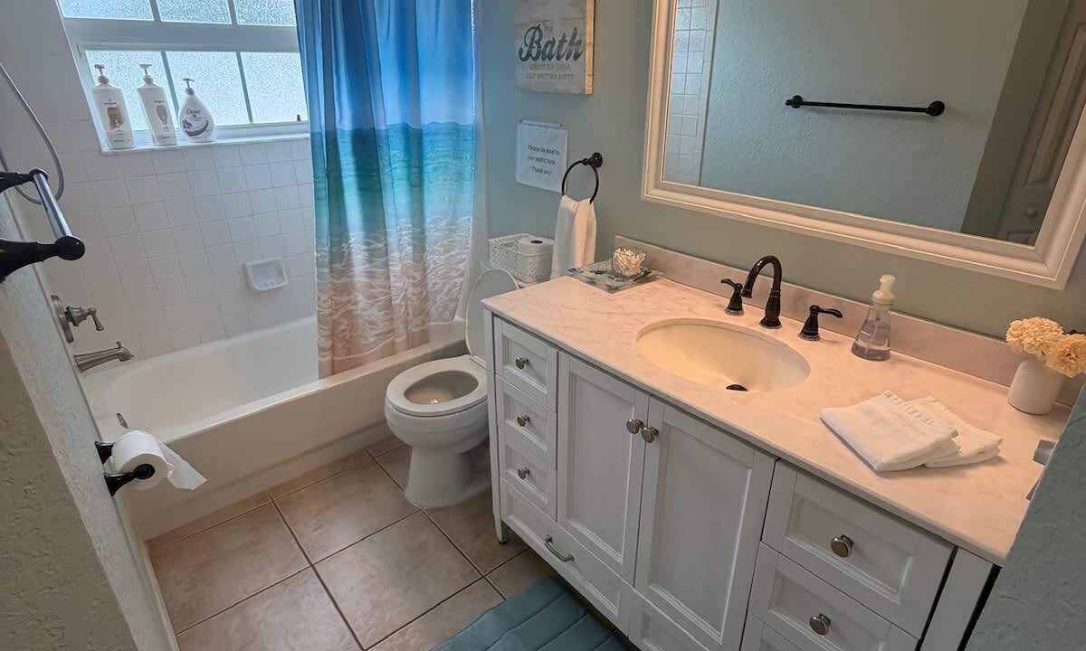 Photo of Bathroom in South Venice