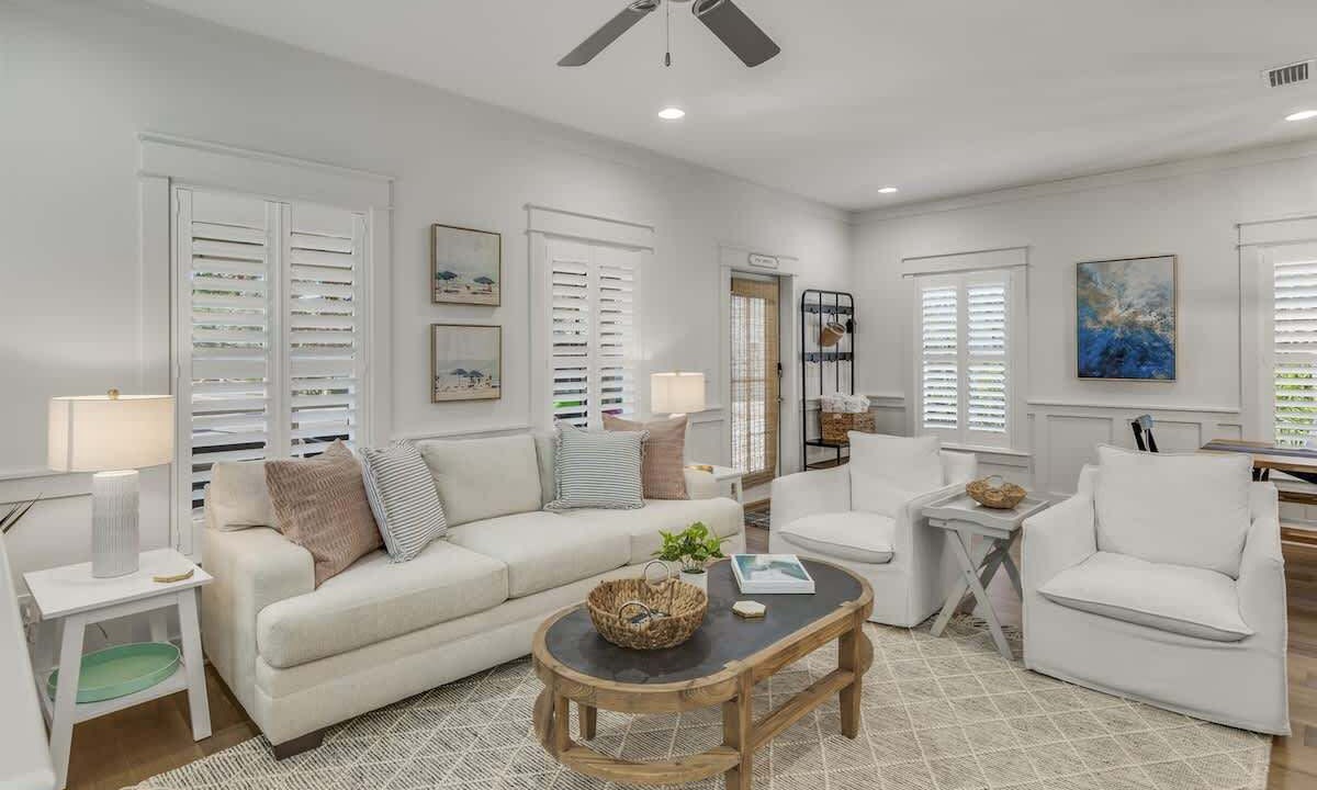 Photo of Livingroom in Seacrest