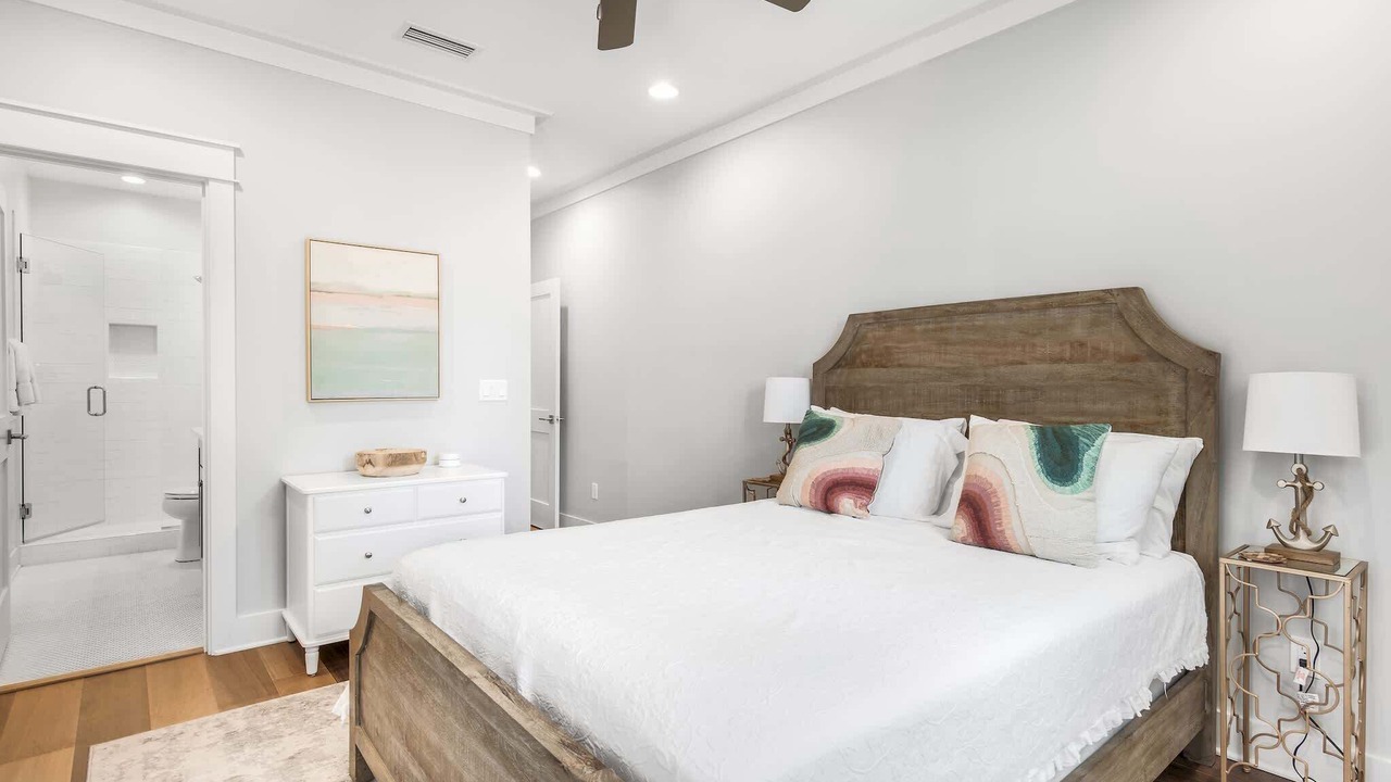 Photo of Bedroom in Seacrest