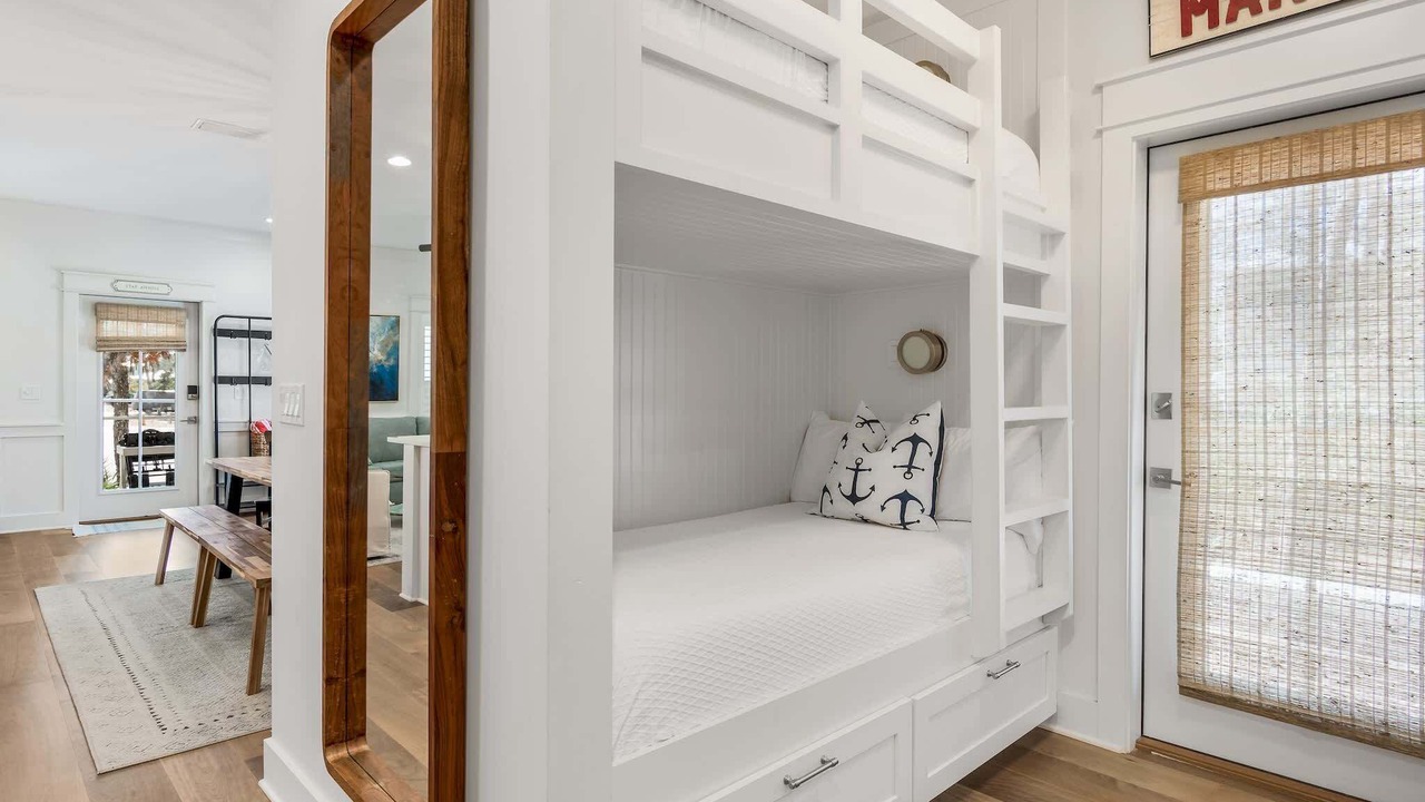 Photo of Bedroom in Seacrest