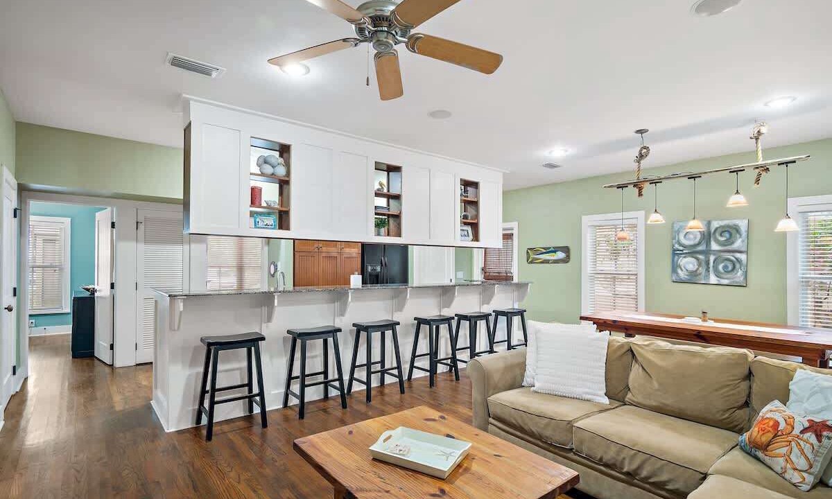 Photo of Livingroom in Seacrest