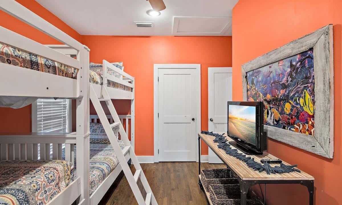 Photo of Bedroom in Seacrest