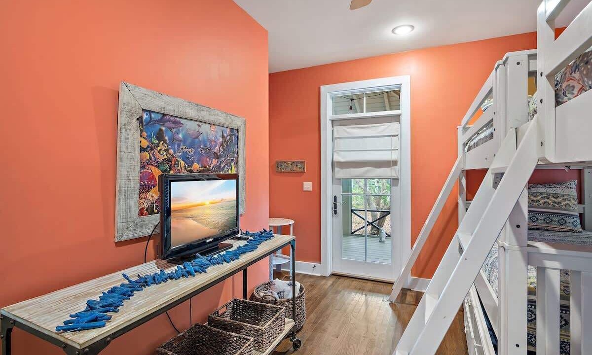 Photo of Bedroom in Seacrest