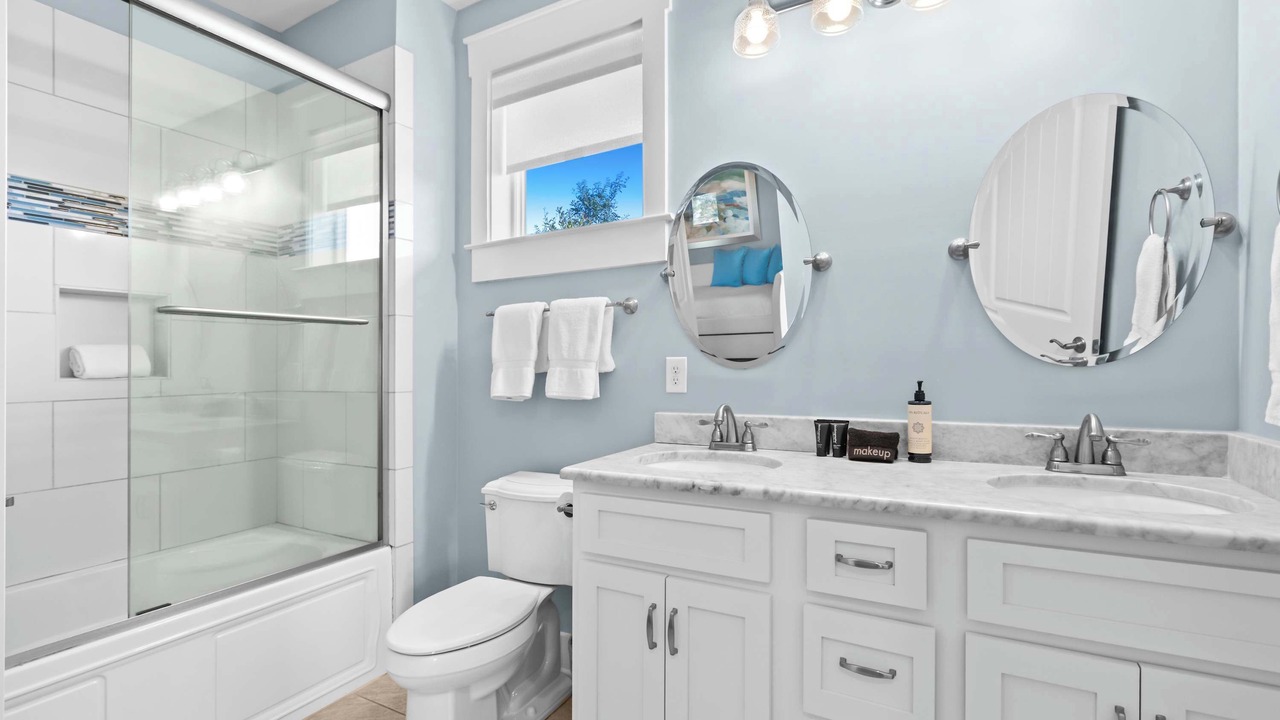 Photo of Bathroom in Seacrest Beach