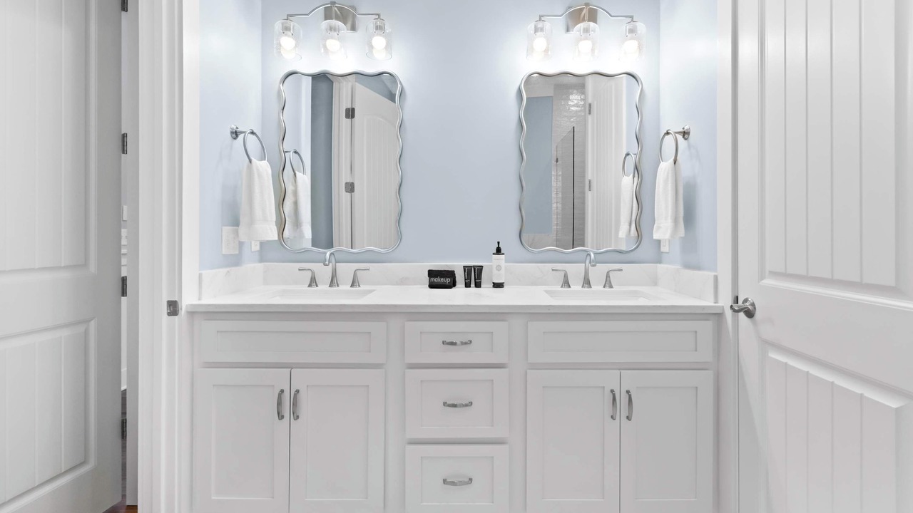 Photo of Bathroom in Seacrest Beach