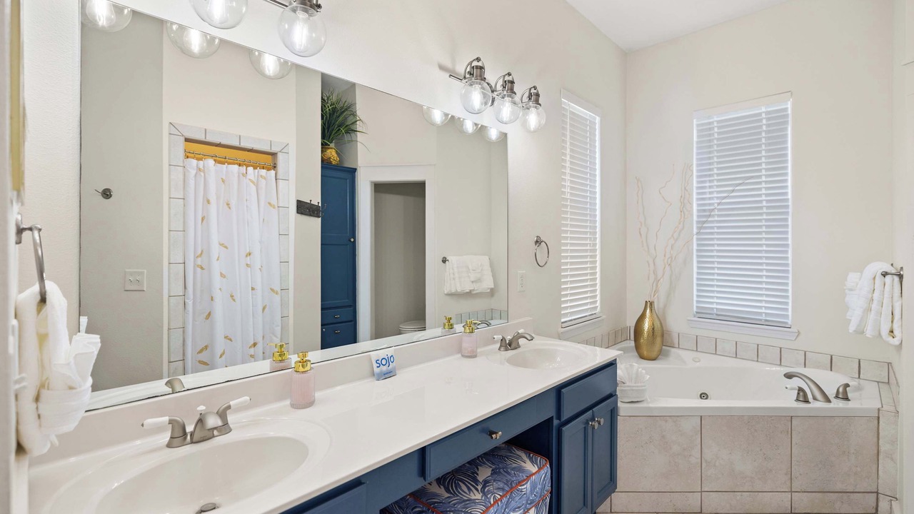 Photo of Bathroom in Seacrest Beach