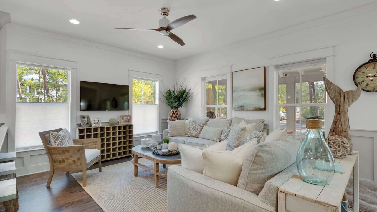 Photo of Livingroom in Seacrest