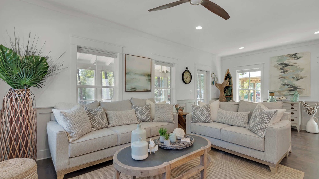 Photo of Livingroom in Seacrest