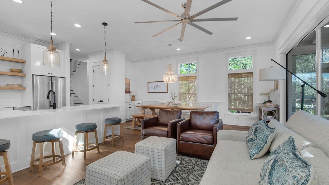 Photo of Livingroom in Seacrest