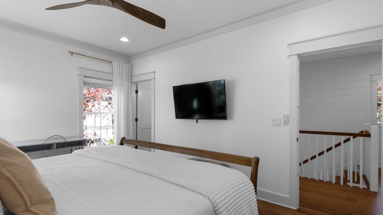 Photo of Bedroom in Seacrest