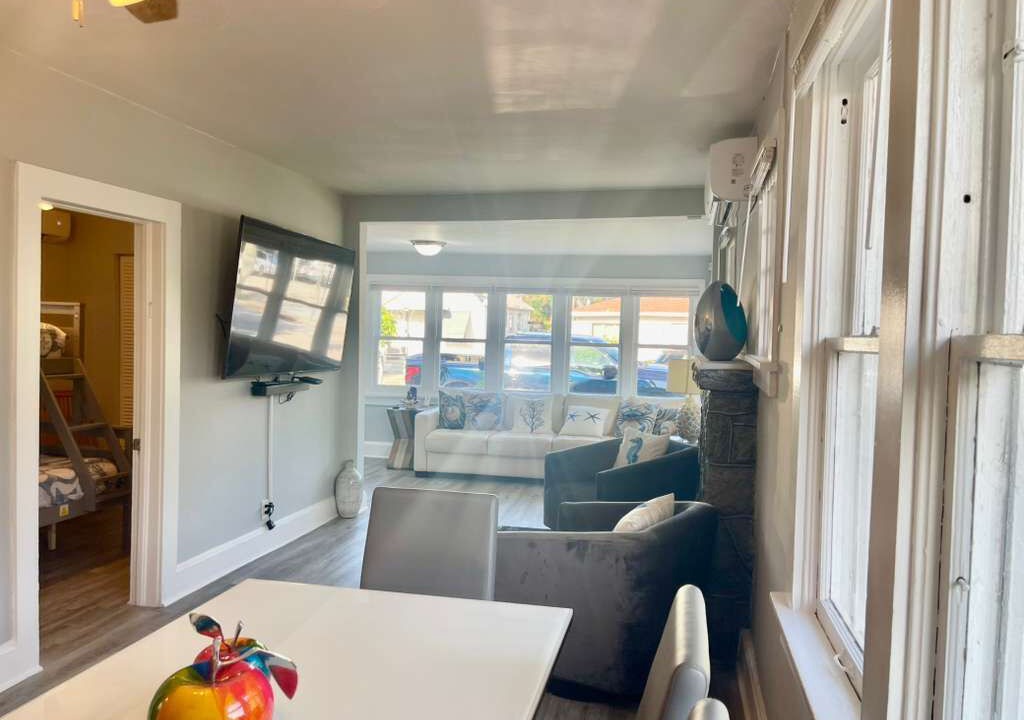 Photo of Livingroom in Lake Worth