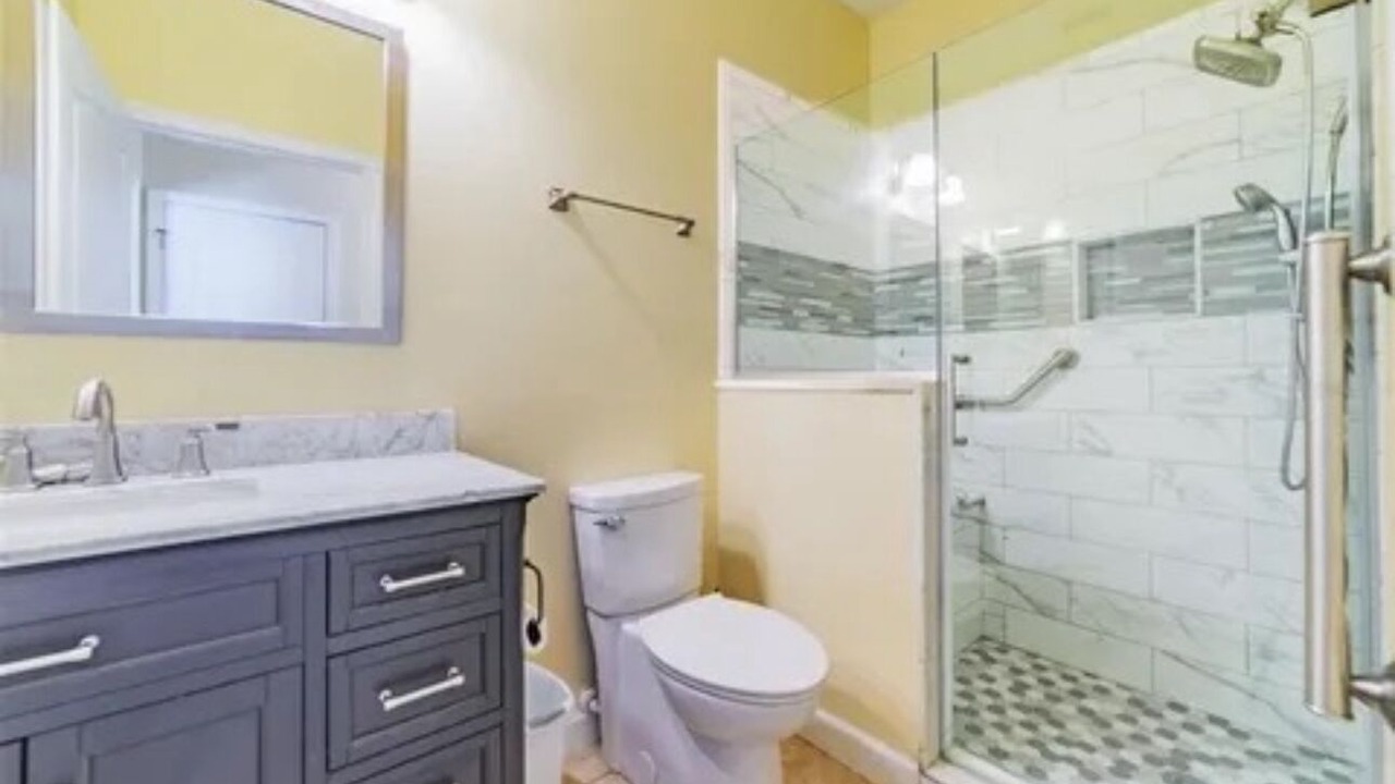 Photo of Bathroom in Live Oak Preserve