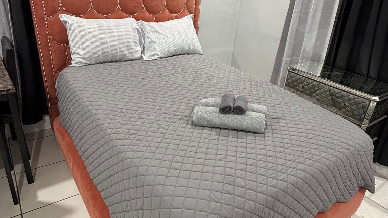 Photo of Bedroom in Miramar