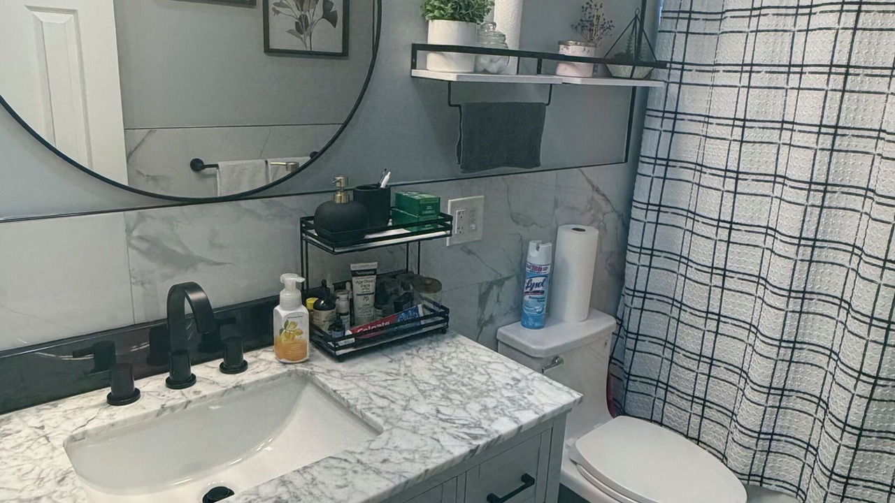 Photo of Bathroom in Miramar