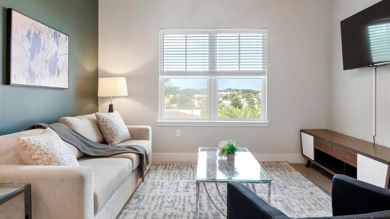 Photo of Livingroom in Southeast Orlando