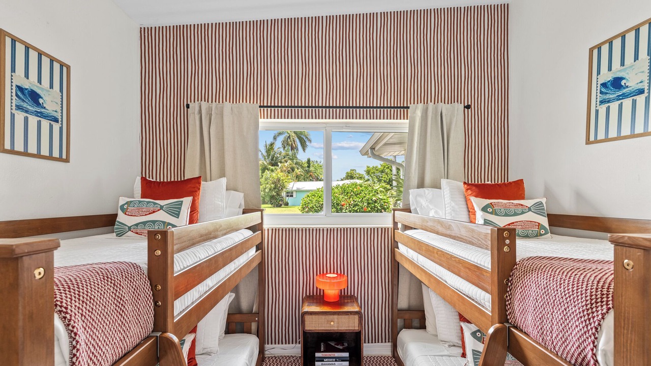 Photo of Bedroom in Lake Clarke Shores