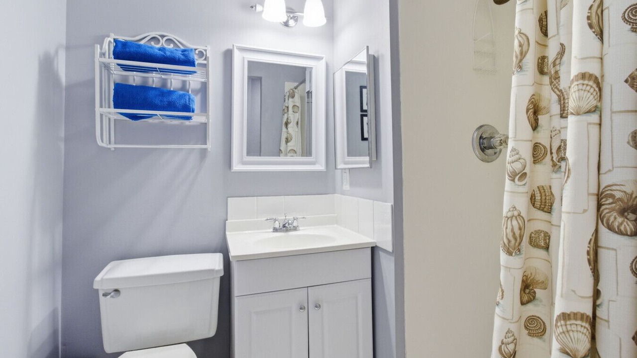 Photo of Bathroom in West Panama City Beach