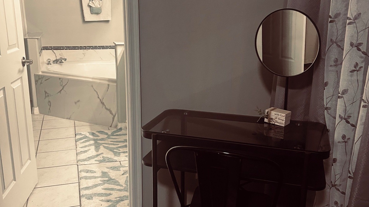 Photo of Bathroom in Indian Ridge