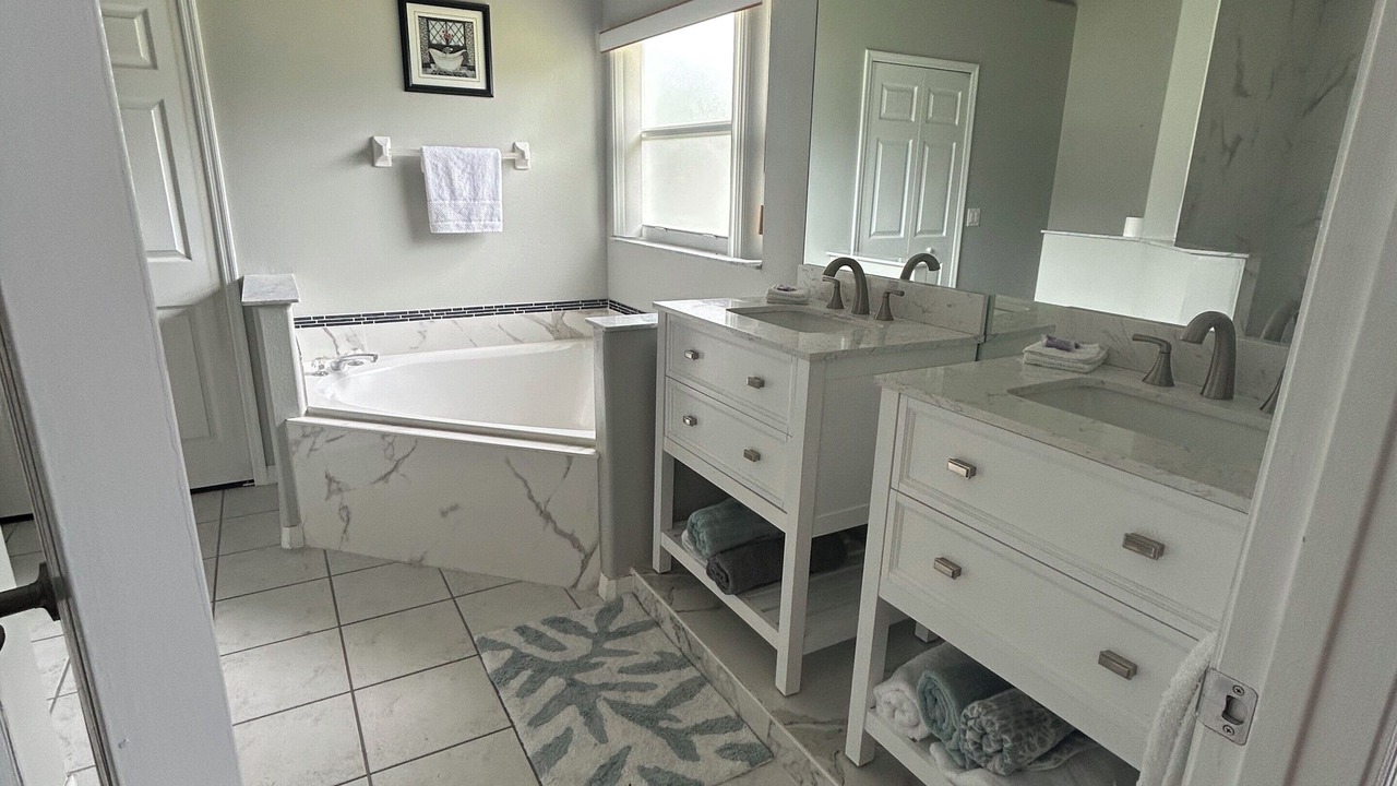 Photo of Bathroom in Indian Ridge
