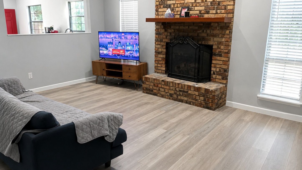 Photo of Livingroom in Tallahassee