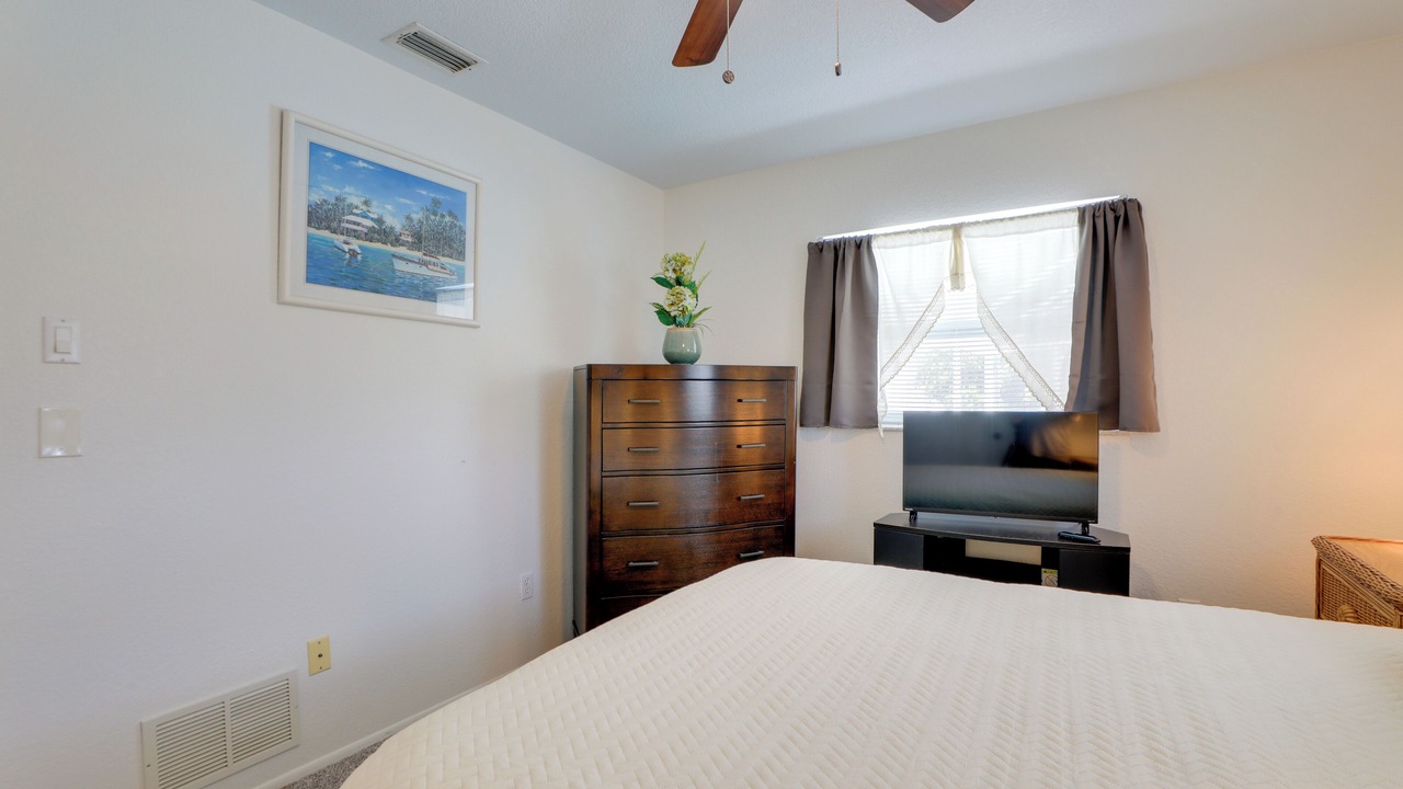 Photo of Bedroom in Long Meadow