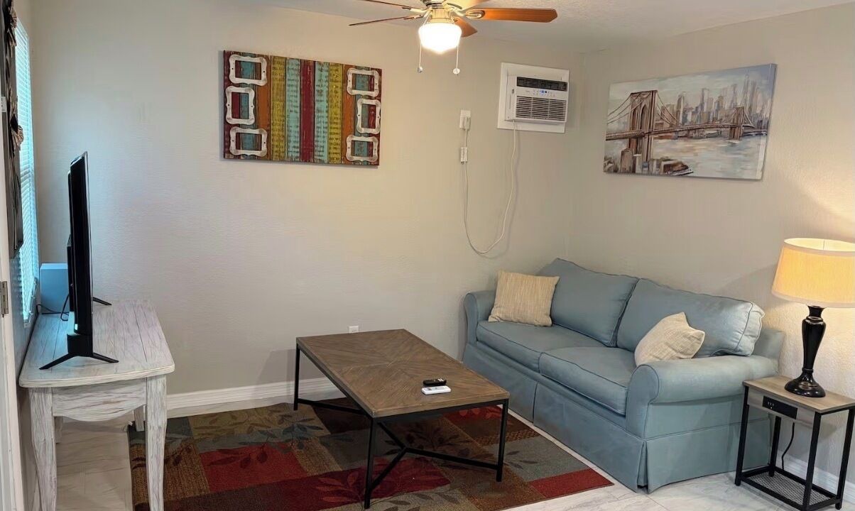 Photo of Livingroom in Cocoa West