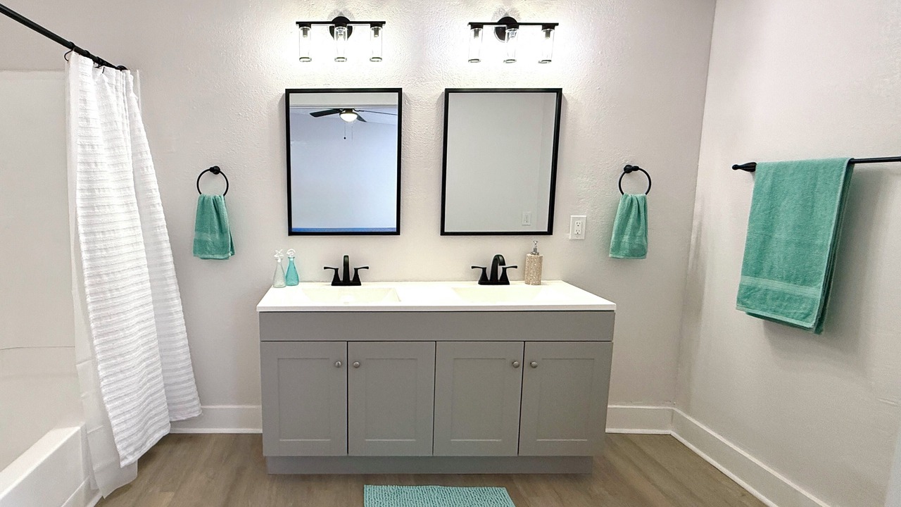 Photo of Bathroom in Bahama Beach
