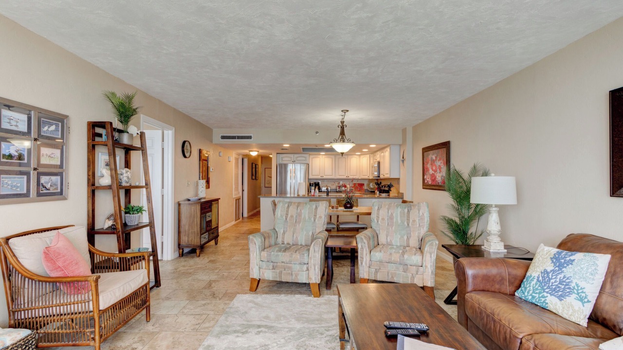Photo of Livingroom in Point East
