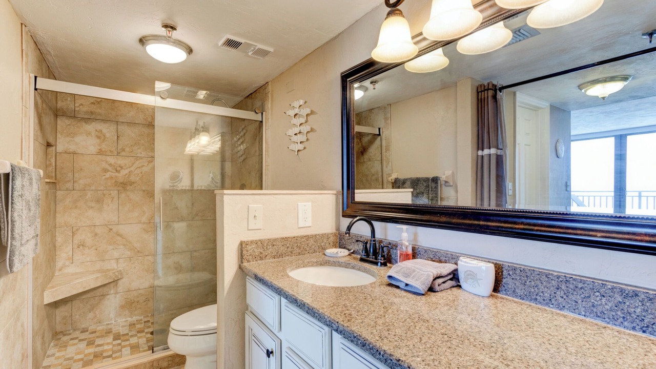 Photo of Bathroom in Point East