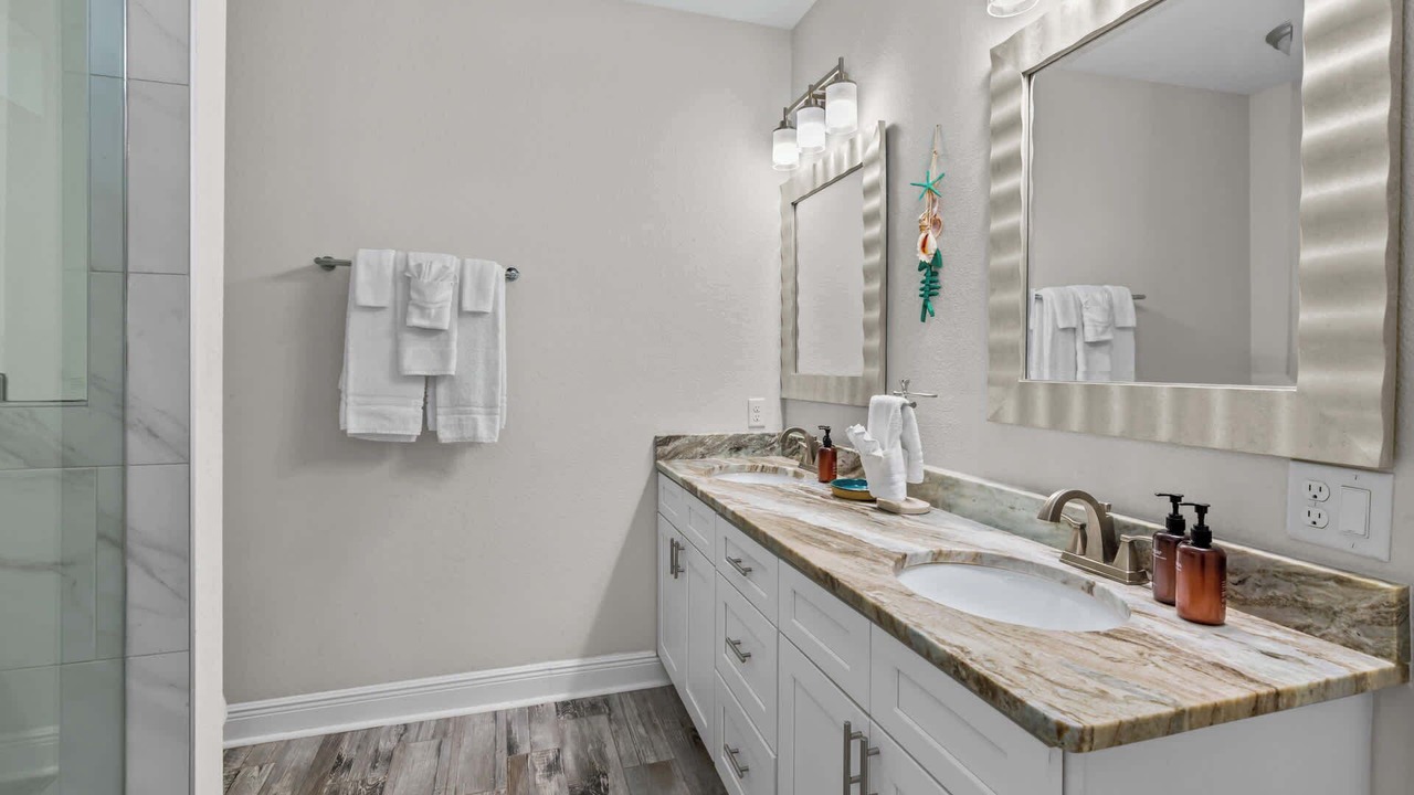 Photo of Bathroom in Holiday Beach