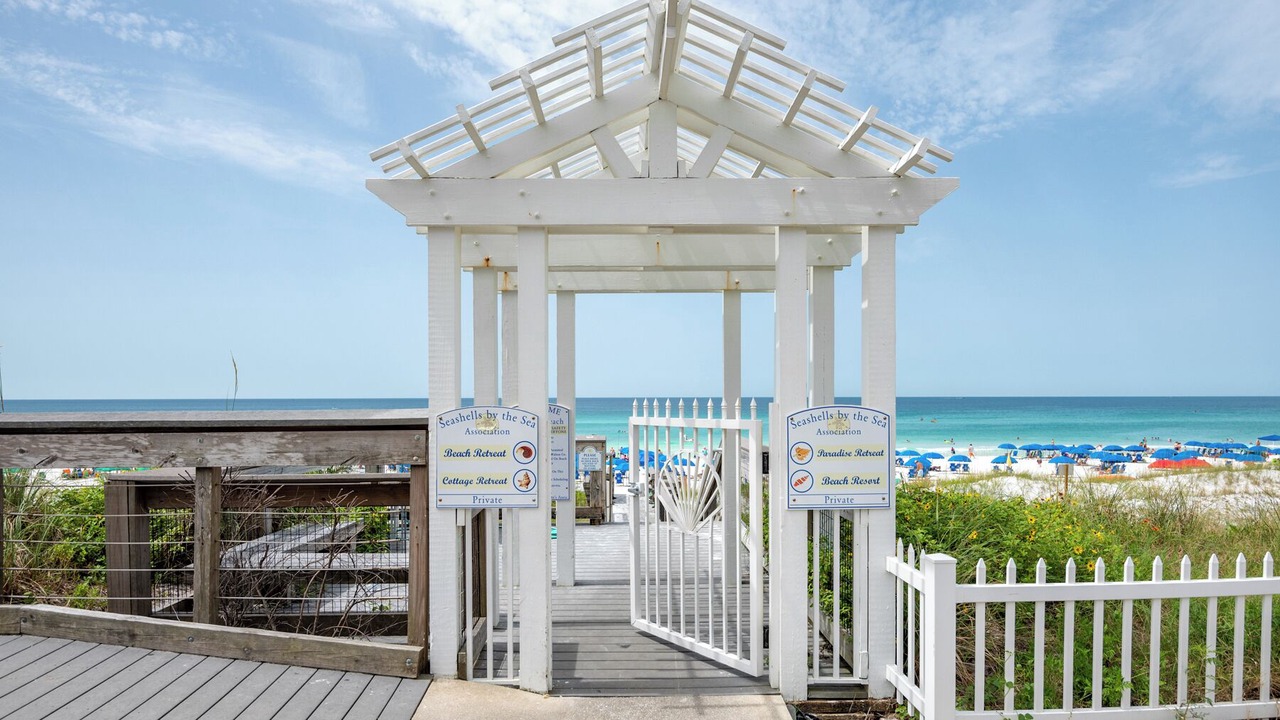 Photo of Others in Destin
