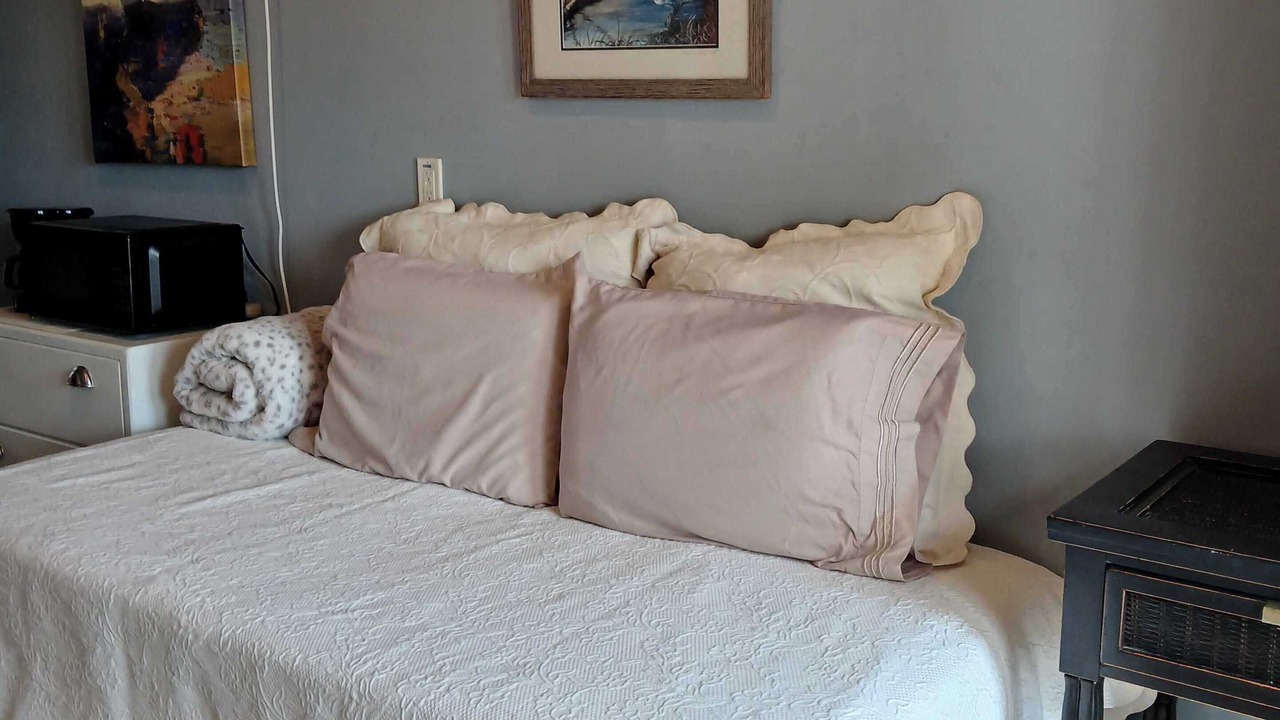 Photo of Bedroom in Salem