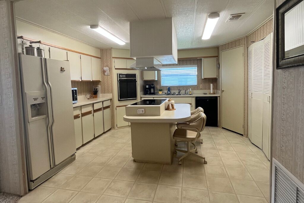 Photo of Kitchen in Welaka
