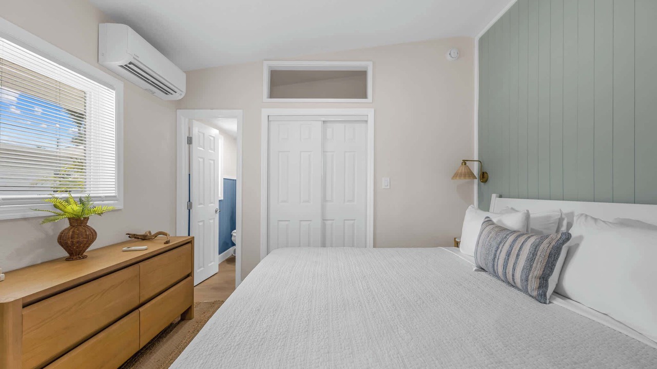 Photo of Bedroom in Parsuns To Cocoa Beach