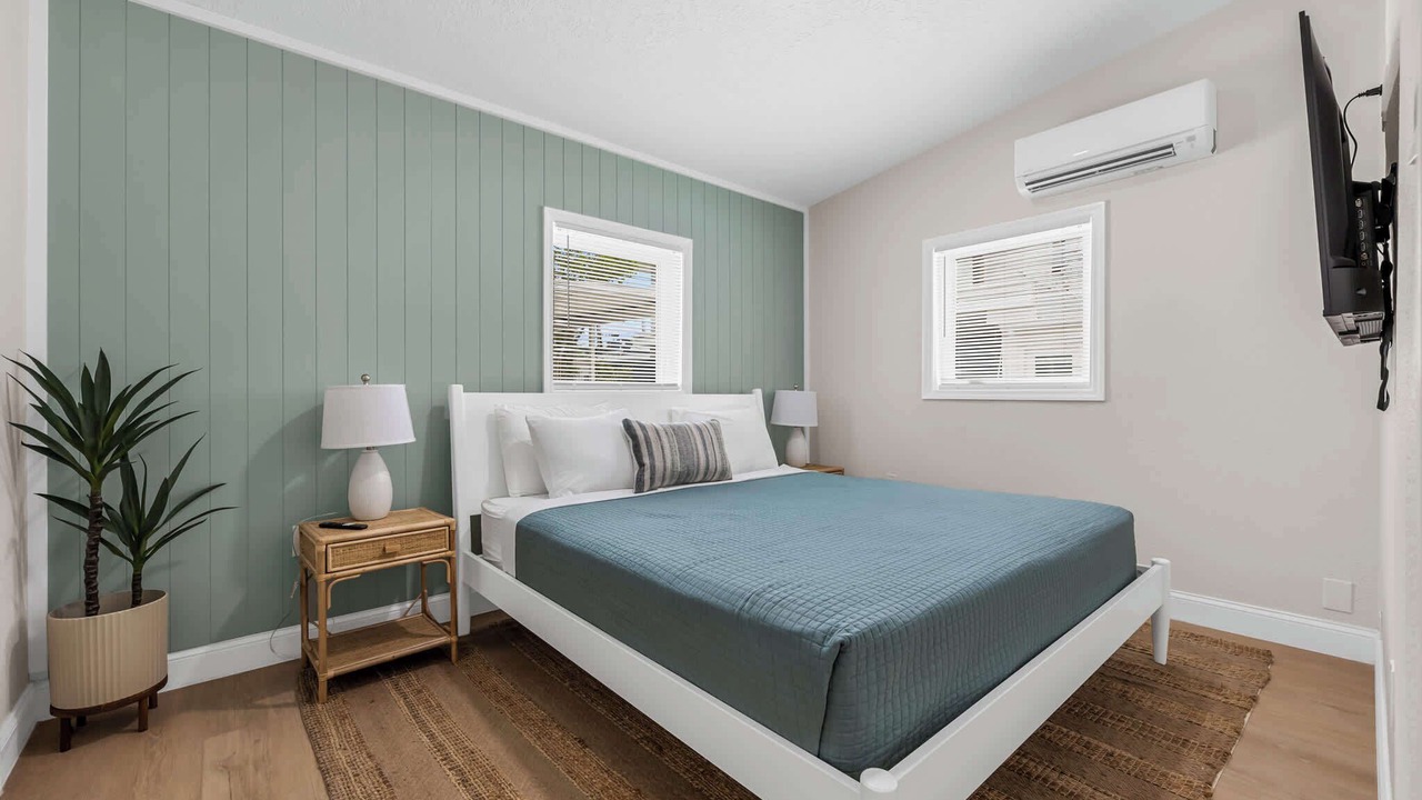 Photo of Bedroom in Parsuns To Cocoa Beach