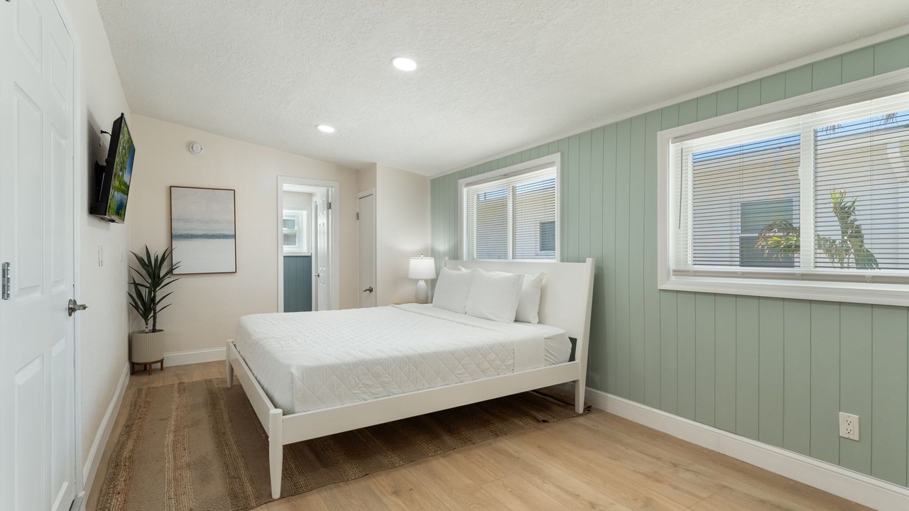 Photo of Bedroom in Parsuns To Cocoa Beach