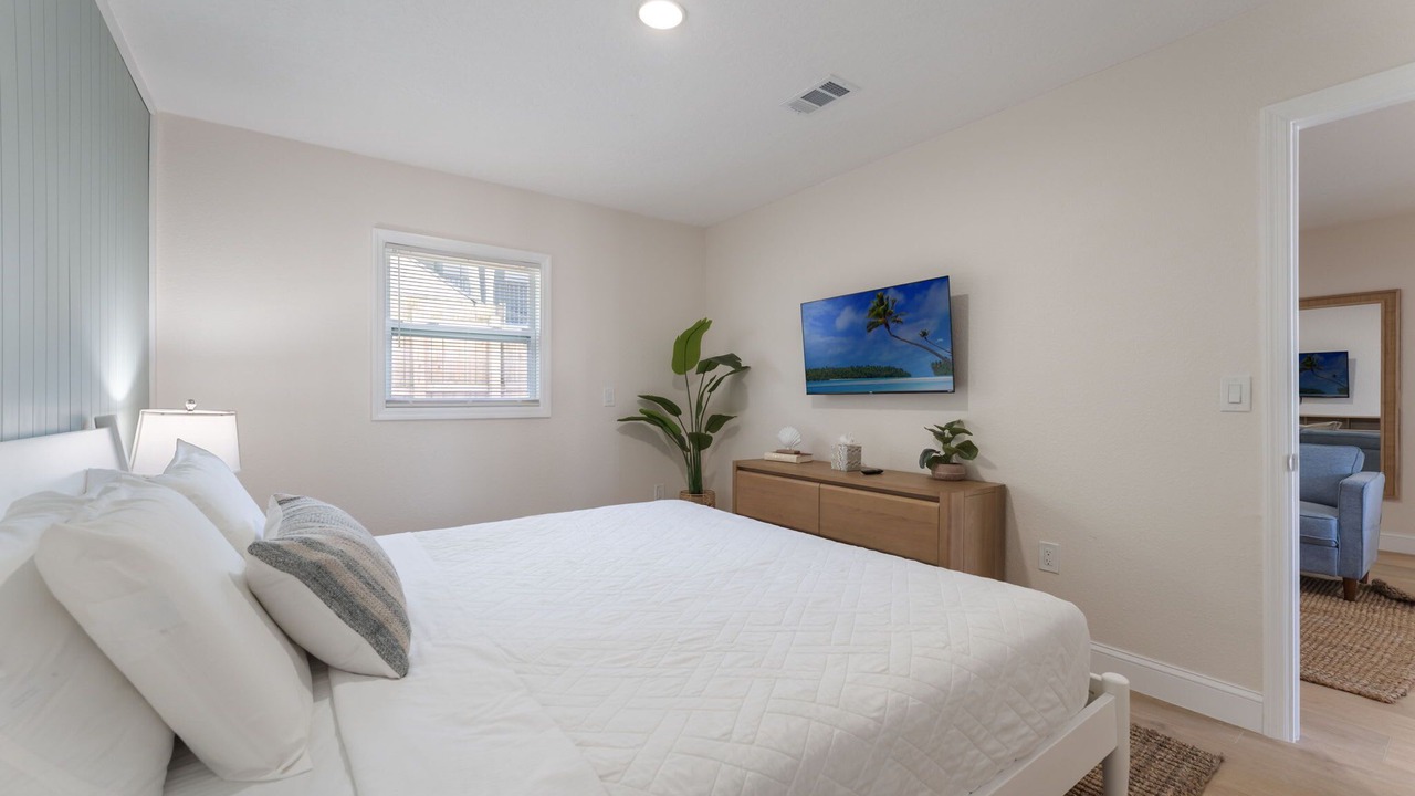 Photo of Bedroom in Parsuns To Cocoa Beach