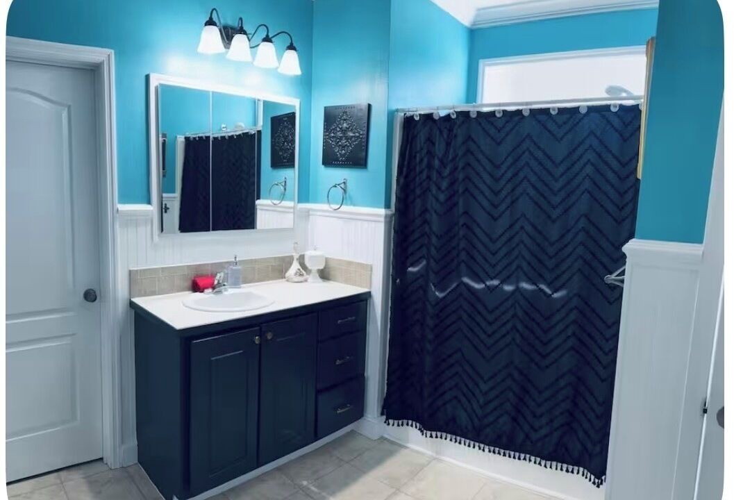 Photo of Bathroom in Hartsfield