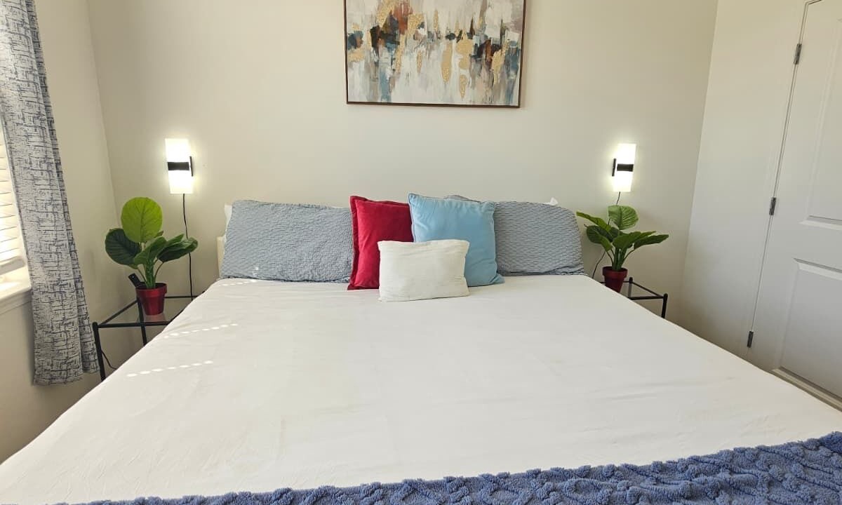 Photo of Bedroom in Northside