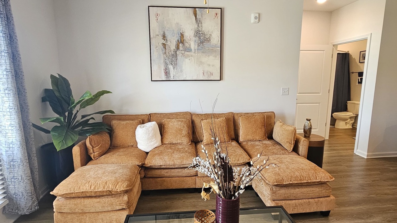 Photo of Livingroom in Northside