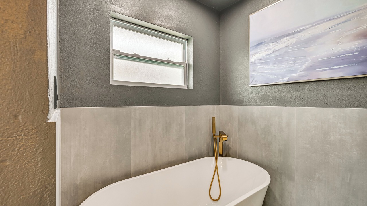 Photo of Bathroom in Redington Beach