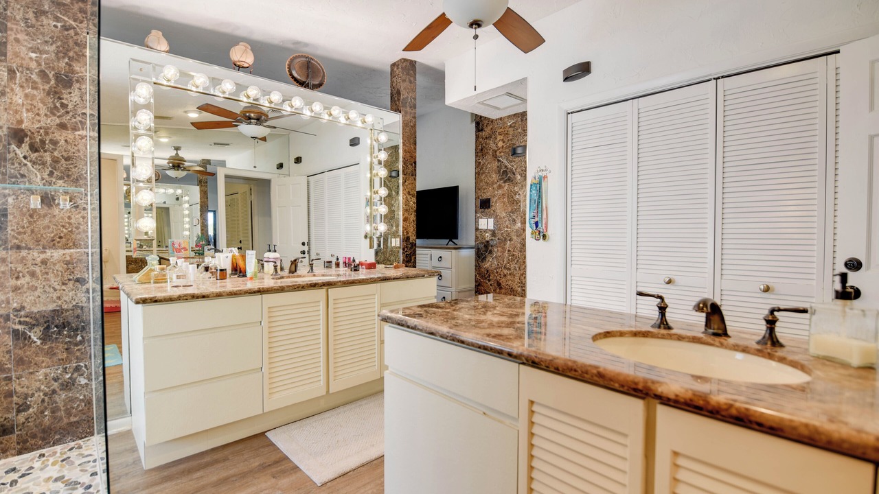 Photo of Kitchen in New Town