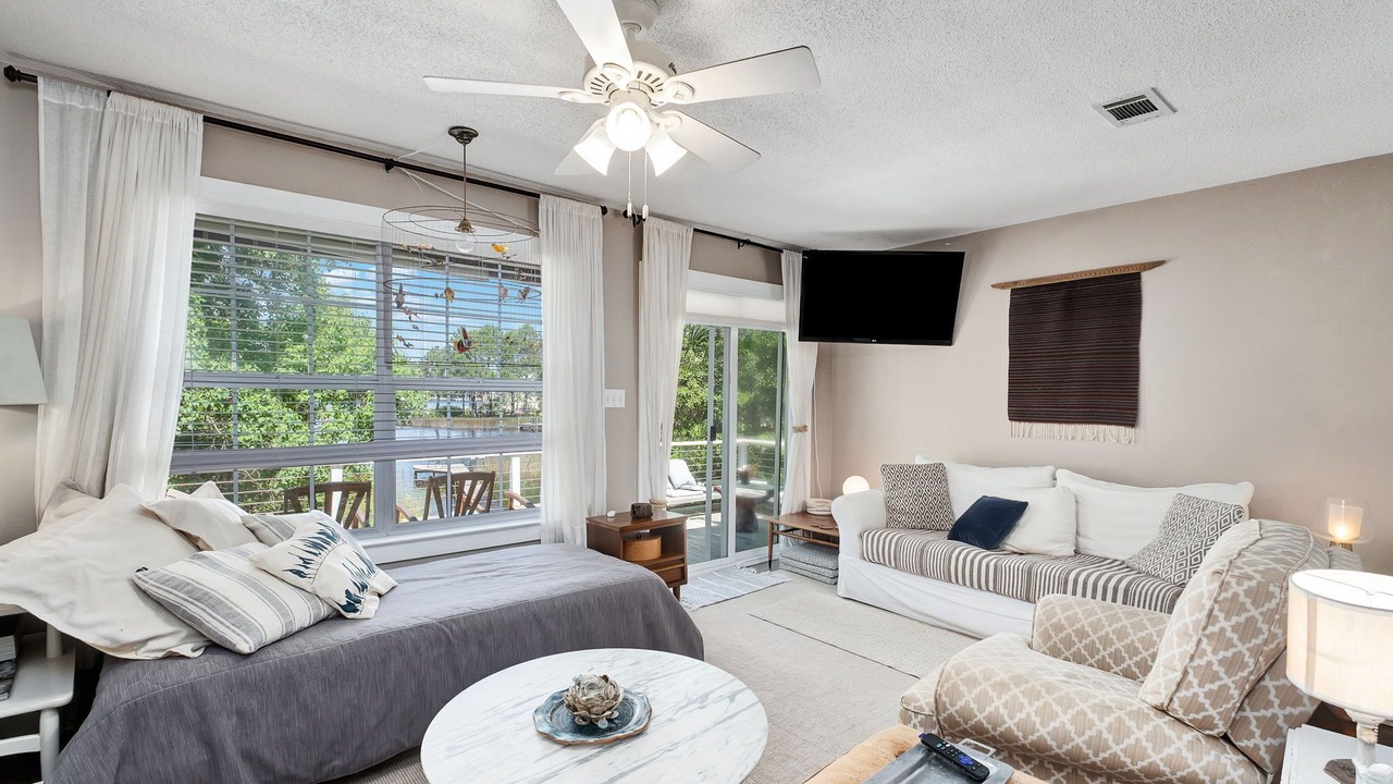 Photo of Bedroom in Seagrove Beach