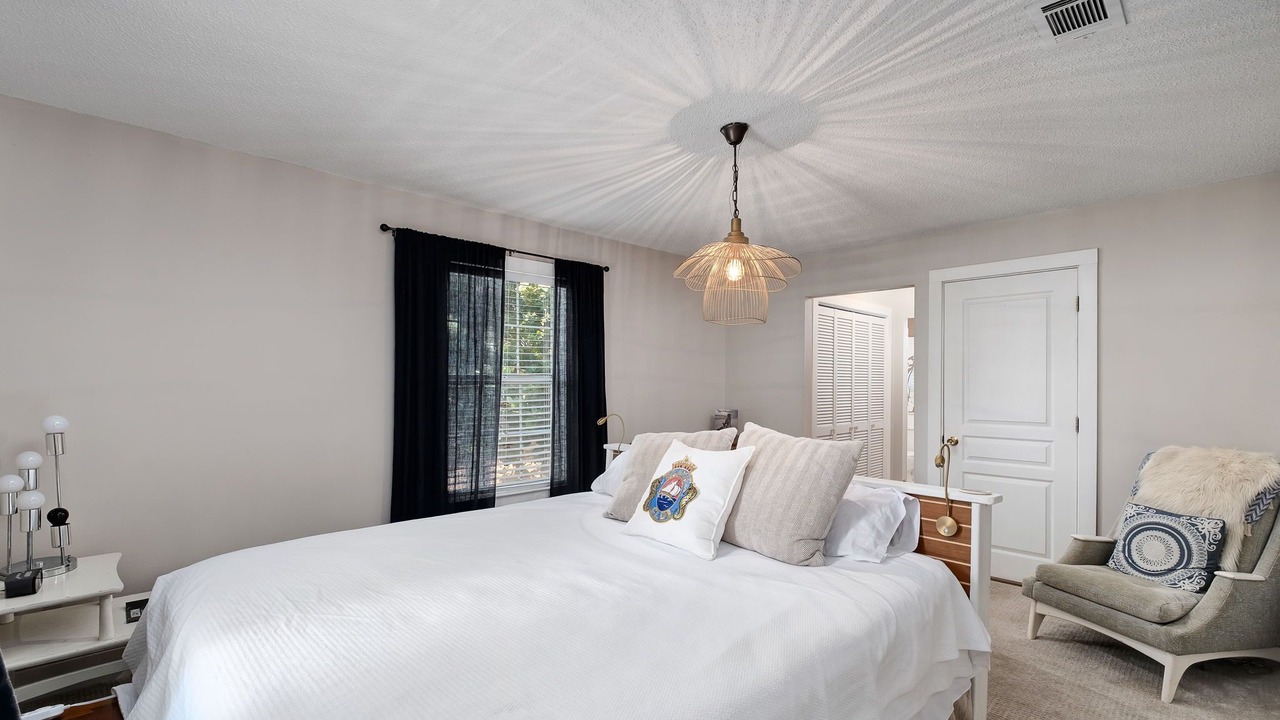 Photo of Bedroom in Seagrove Beach