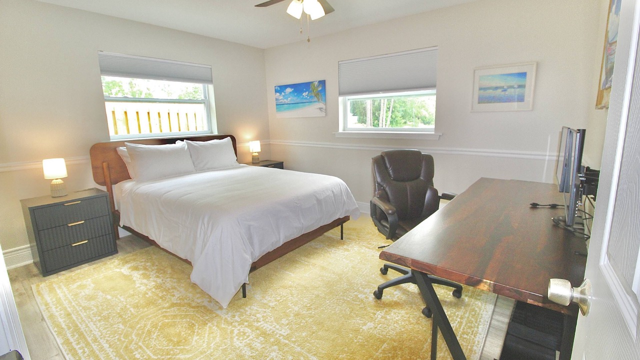 Photo of Bedroom in Stuart