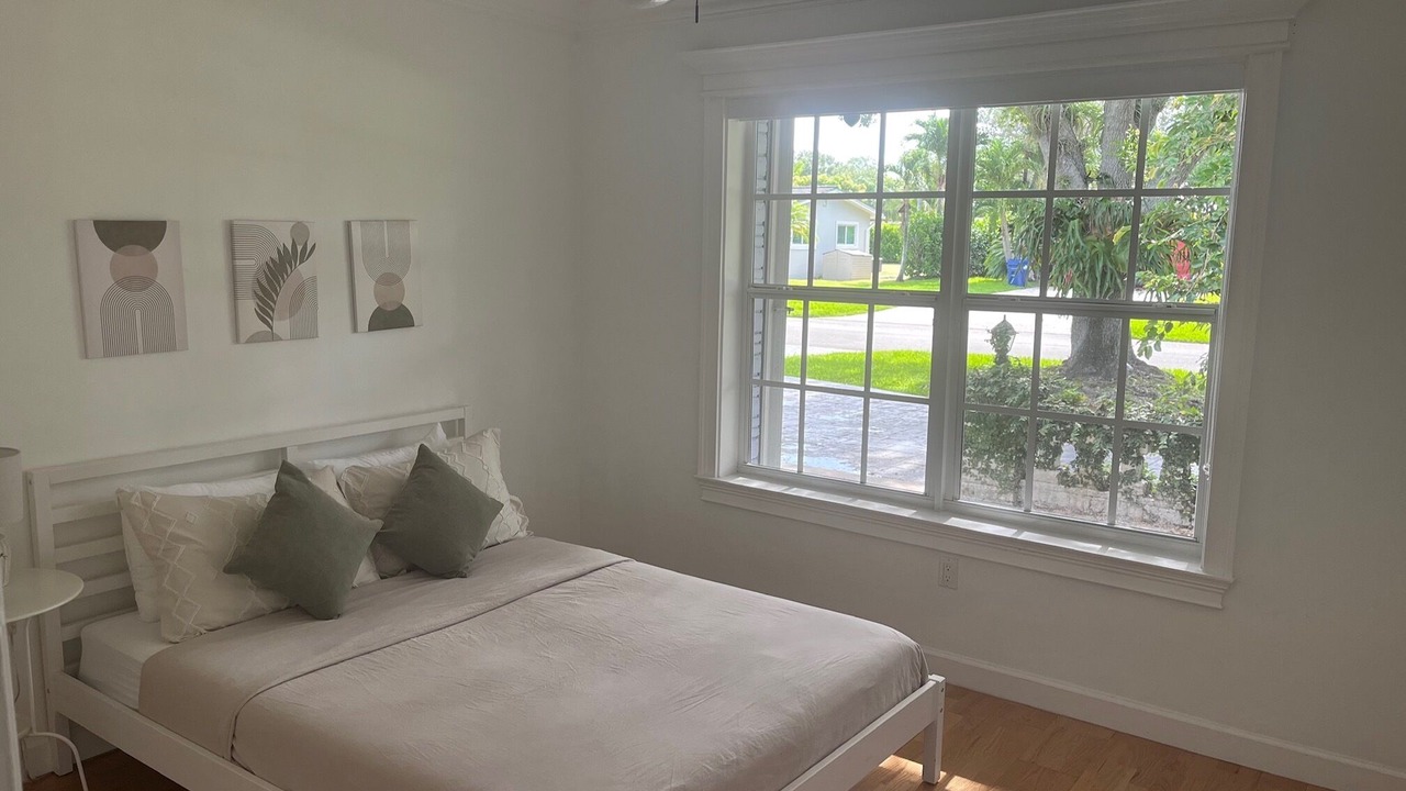 Photo of Bedroom in Palmetto Bay