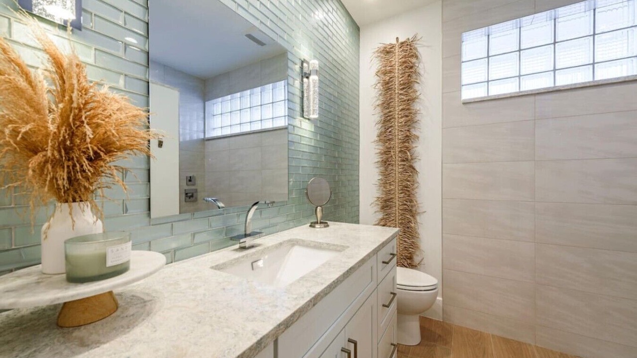 Photo of Bathroom in Connors
